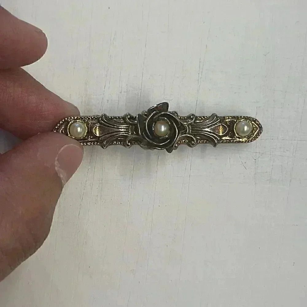 Vintage Faux Pearl Brooch